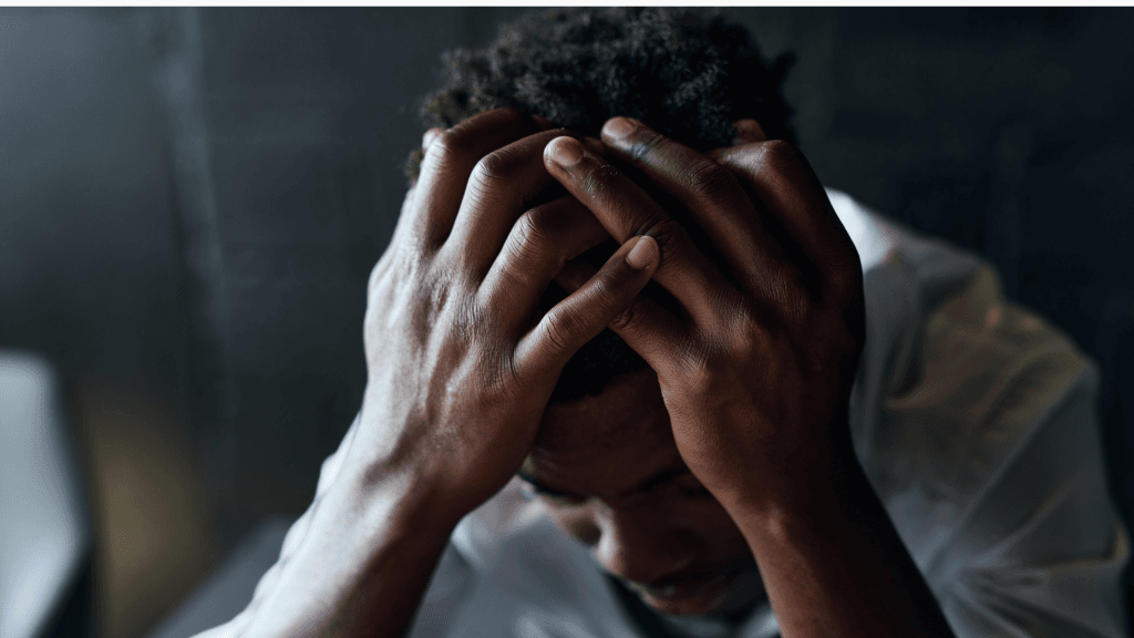 Diferença entre Tristeza e Depressão: 5 sinais que indicam que é hora de buscar ajuda.