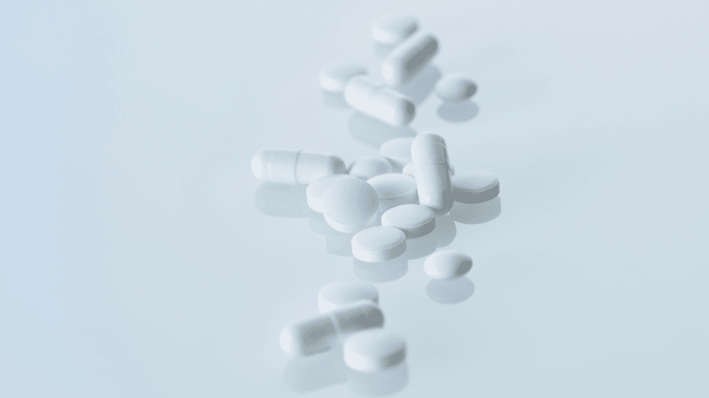 Sertralina saiba para que serve e os efeitos colaterais do antidepressivo