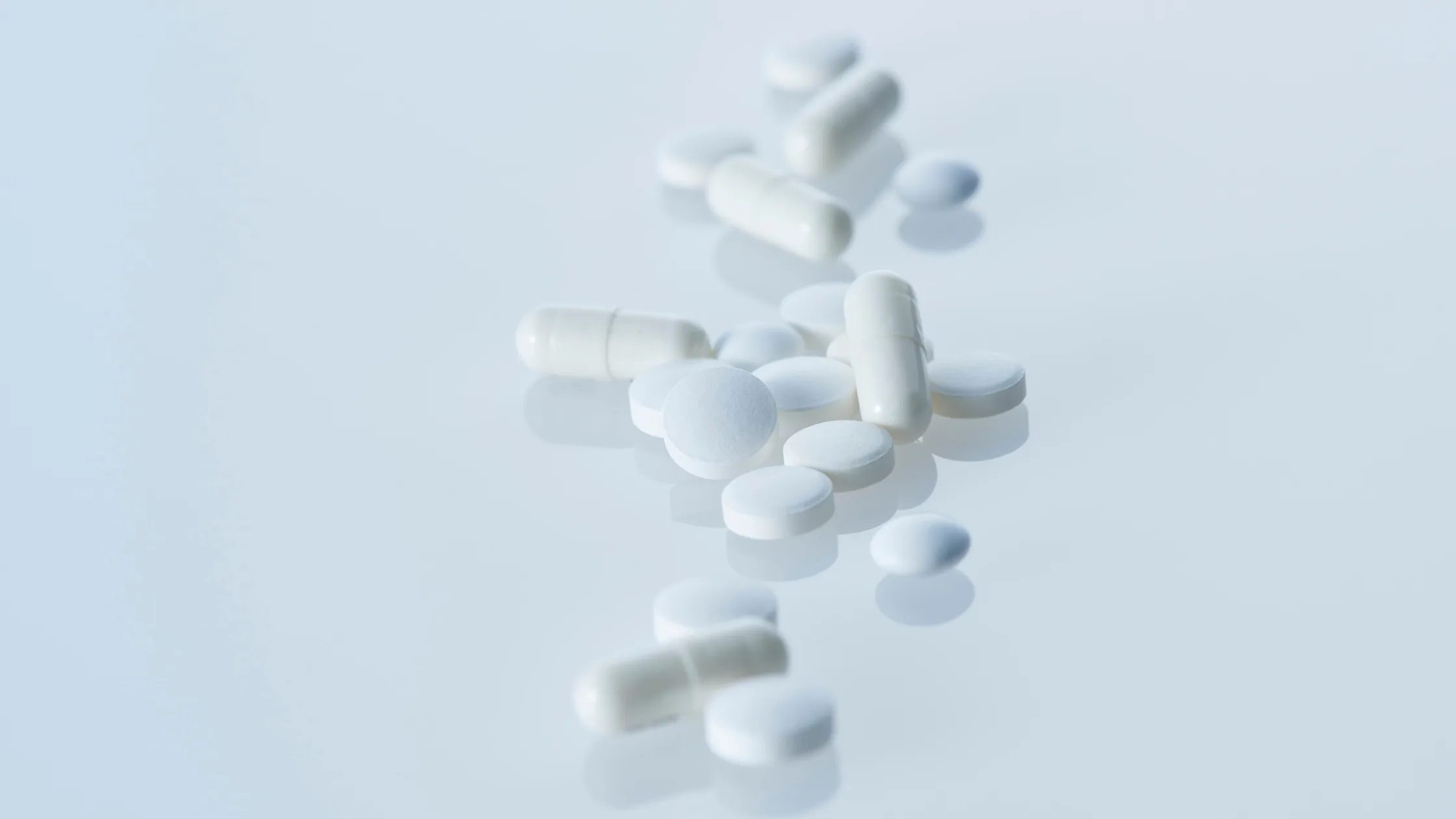 Sertralina saiba para que serve e os efeitos colaterais do antidepressivo